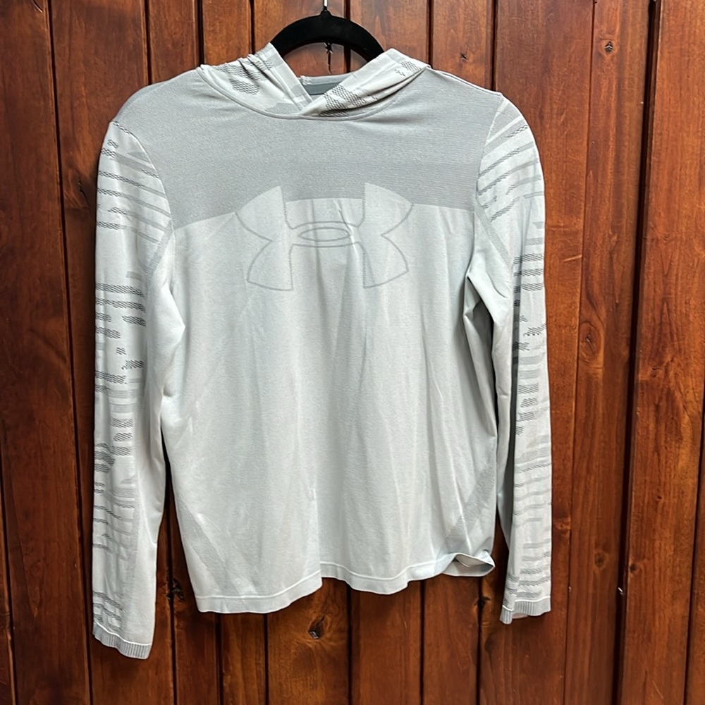 Under armour hoodie. Youth xl